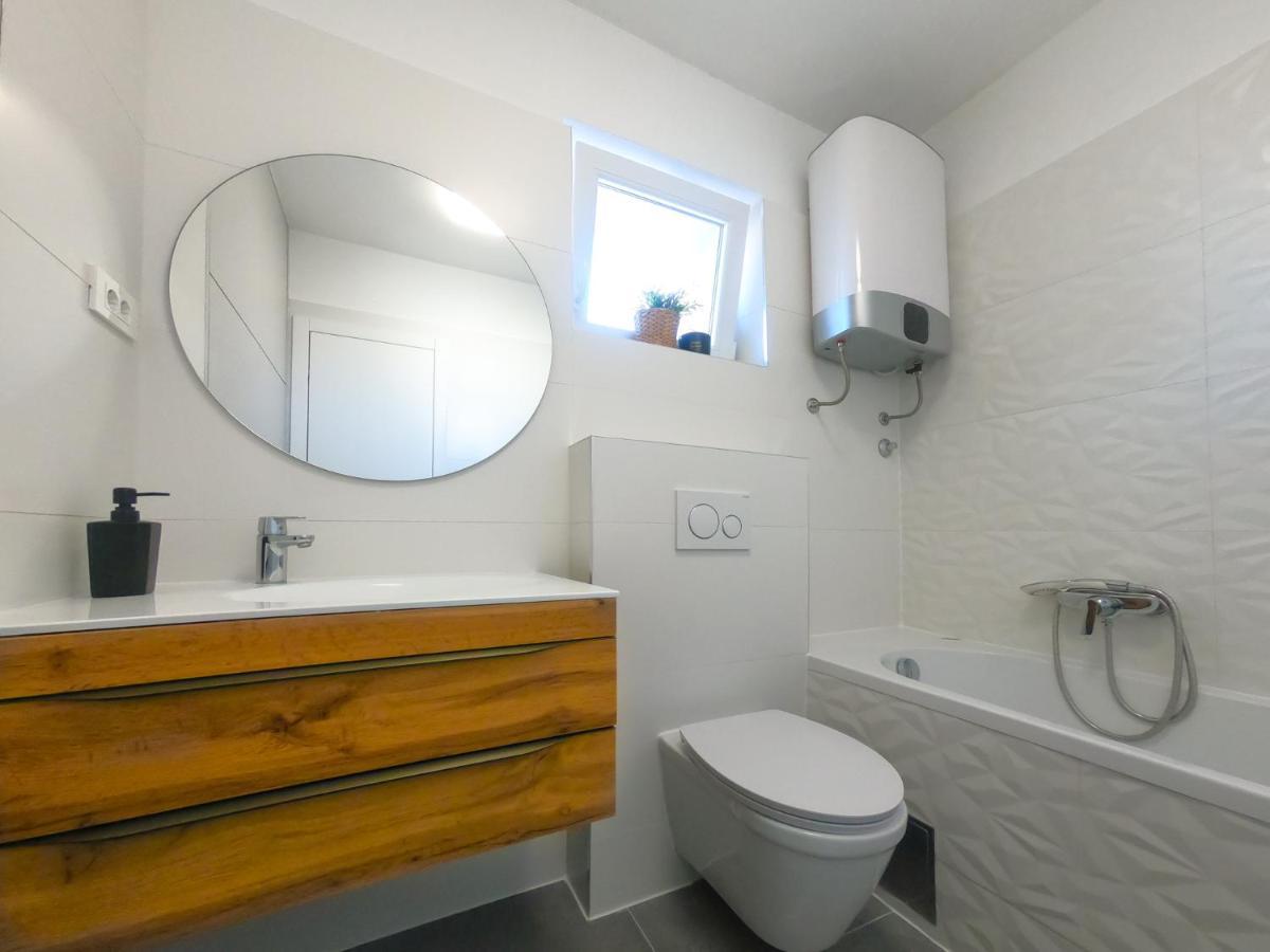 Apartment Elena Zadar Bagian luar foto