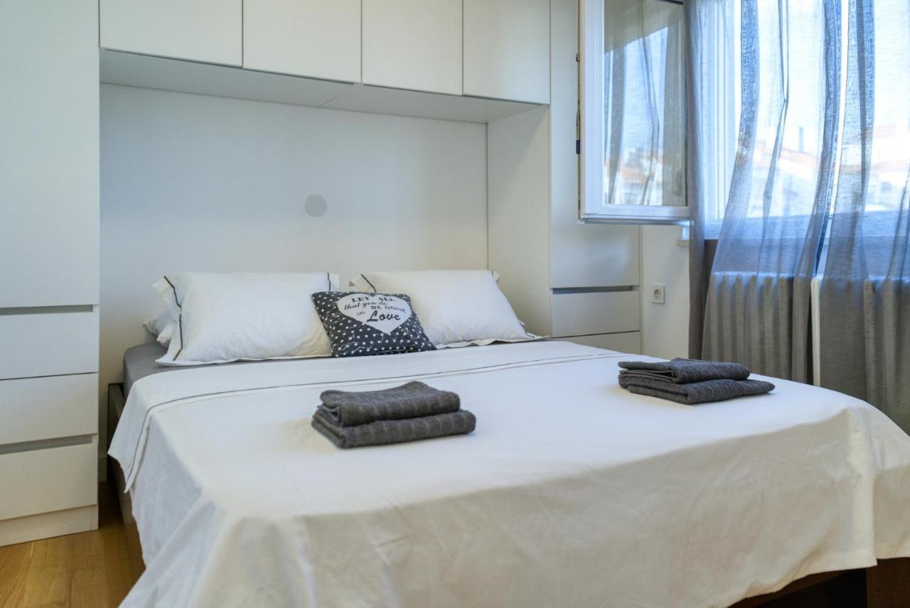 Apartment Elena Zadar Bagian luar foto